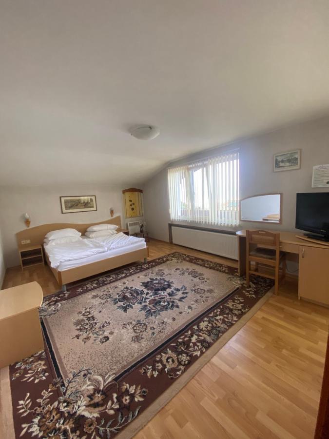 Family Hotel Zdravets Sofia Ngoại thất bức ảnh